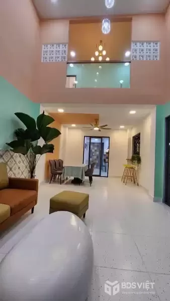 NHÀ CÓ LỘC 61,6M2 – Ở YÊN ỔN, KINH DOANH TỐT, GIÁ 6,16 TỶ