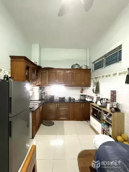 BÁN NHÀ PHÂN LÔ VỈA HÈ KHUẤT DUY TIẾN, DT40M2 5T, OTO TRÁNH, KINH DOANH, VP, NHỈNH 20 TỶ