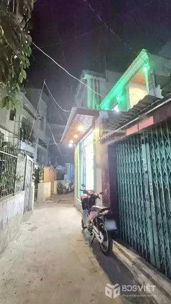 Nhà mới hẻm 700 đường Ba Đình-P10-Q8, Giá  4 Tỷ 890 (TL)