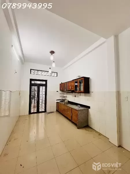 Bán nhà Hẻm xe hơi có lề đường quận 10, 60m2, 4 tầng, 5PN, giá nhỉnh 12 tỷ