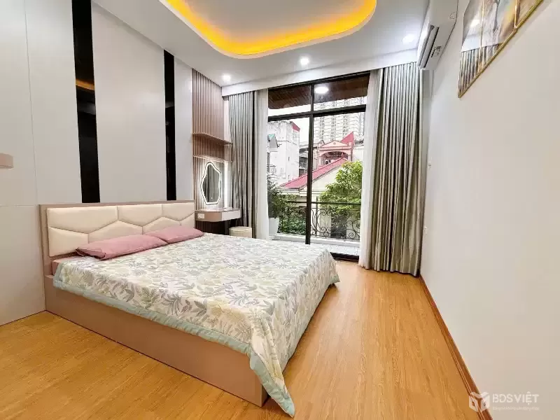 KHƯƠNG HẠ – 46M² – 5T – GARA Ô TÔ – GẦN HỒ- HOA HẬU THANH XUÂN