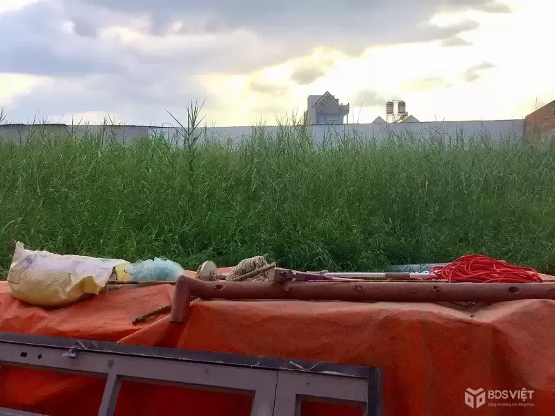 CẦN BÁN 143M2 ĐẤT THỔ CƯ HEM BA GÁC GẦN QL1A