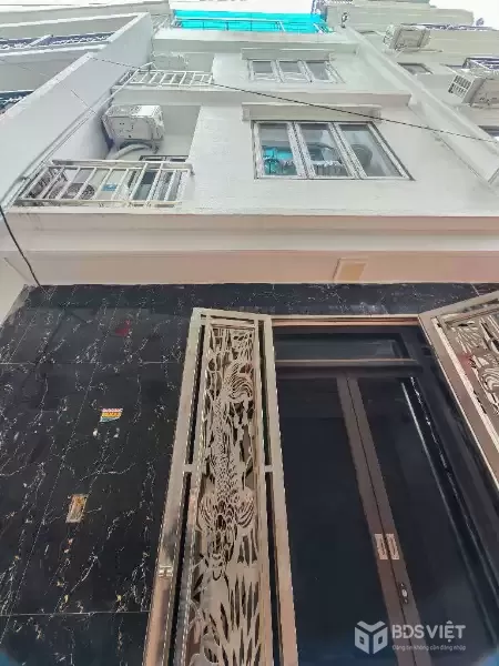 Bán Nhà 32m Di Trạch chỉ có 4.5xty - Ngõ ba gác ô tô - Sát Vành Đai 3.5  còn thương lượng