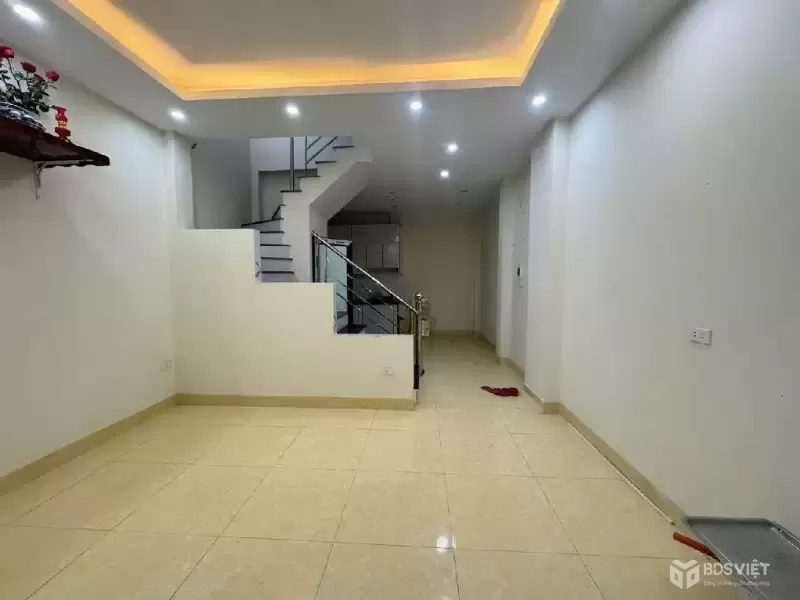 Bán Nhà 32m Di Trạch chỉ có 4.5xty - Ngõ ba gác ô tô - Sát Vành Đai 3.5  còn thương lượng