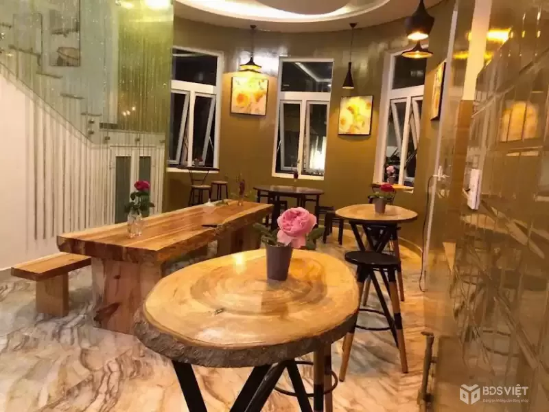 Cho thuê villa 8 phòng Hồ Tuyền Lâm Đà Lạt 20 triệu/tháng