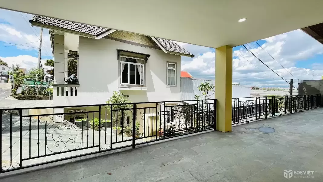 Cho thuê nhà mặt tiền Hùng Vương, Phường 9, Đà Lạt giá 60 triệu/tháng