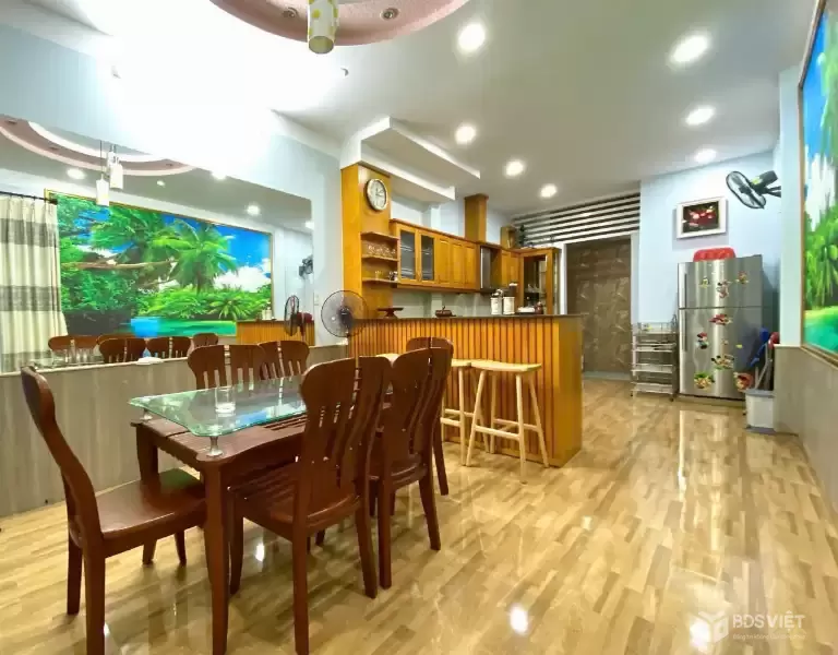 Nhà 3 Tầng Nguyễn Thiện Thuật – 73.5m² – 5PN – Cách Biển 400m – Homestay – 11 Tỷ TL