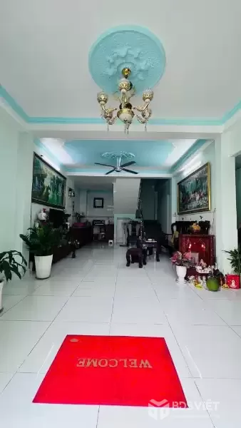 Bán nhà 3 tầng mặt tiền 1 xẹt Huỳnh Tấn Phát, Nam Long Quận 7, giá 6,9 tỷ