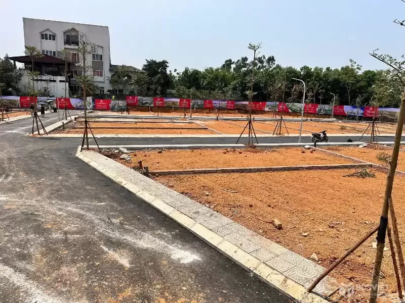 CHIẾT KHẤU SÂU LÔ ĐẤT 2 MẶT TIỀN PHÁP LÝ CHUẨN, SẴN SỔ ĐỎ