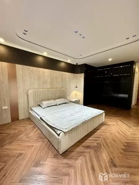 Bán nhà Khương Đình 47m2 6t giá hơn 13 thang máy tỷ full nội thất hoa hậu dòng tiền