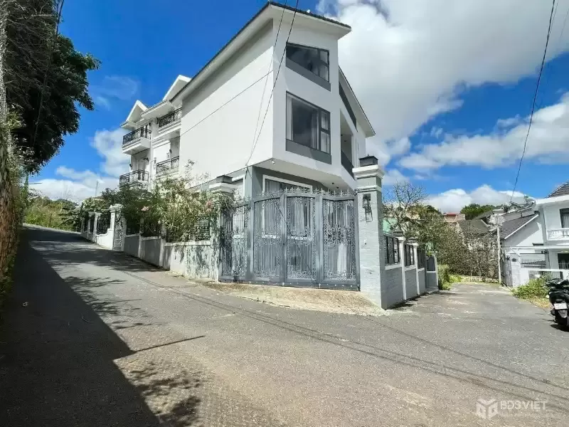 Cho thuê Villa 5 phòng Hạn Hạnh, phường 8 Đà Lạt 30 triệu/tháng