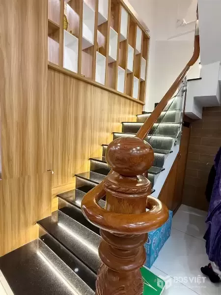 Nhà 2 MT 4 tầng hẻm 109 Dương Bá Trạc P1-Q8