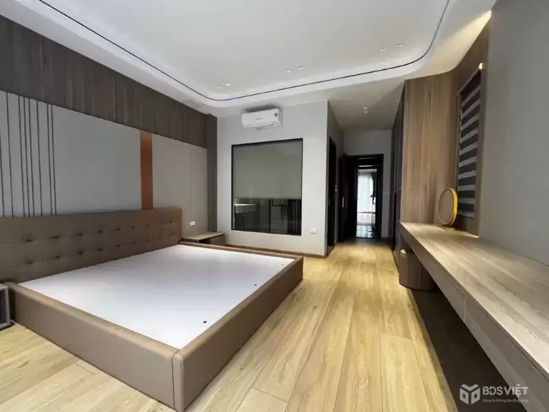 Bán Nhà Sài Đồng 55m2 - 6 Tầng Thang Máy - Gara 2 Ô Tô  - Giá 16.x Tỷ