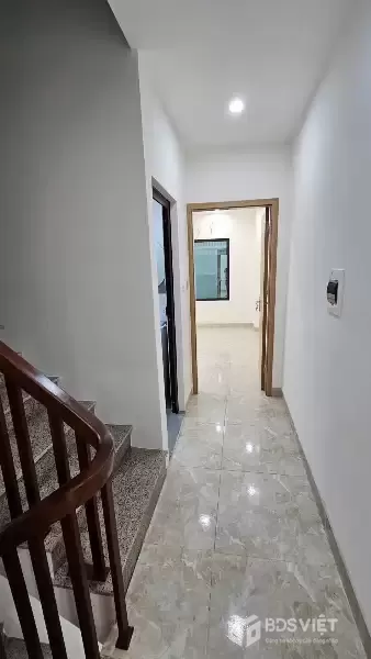 5 Tỷ có nhà Hoài Đức 38m - Ô tô đỗ cửa - 2 phút ra phố