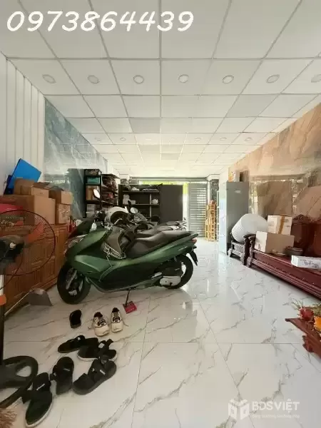 MẶT TIỀN PHẠM THỊ GIÂY VỪA Ở VỪA KINH DOANH ĐỈNH - NHÀ 2 TẦNG 150M2 - NGANG 5 M X 30M  - Ô TÔ NGỦ TRONG NHÀ - GIÁP QUẬN 12 - CHỈ 8,5TỶ