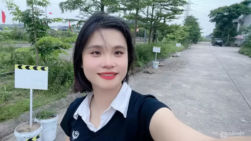 HÀNG HIẾM – ĐẤU GIÁ SÁP MAI – VỈA HÈ – Ô TÔ TRÁNH  Diện tích: 69m² Mt 5m. vuông đẹp,