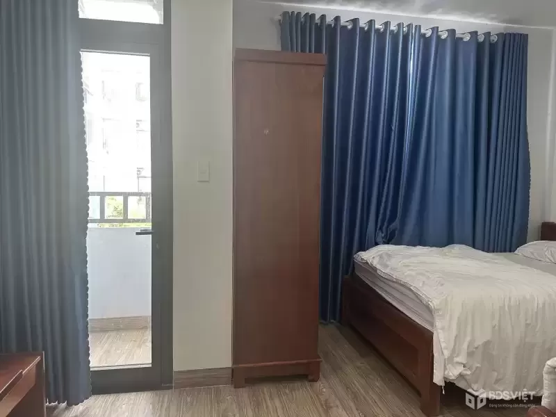 Bán khách sạn Bàu Mạc 23 150m2 giá 24.5 tỷ gần biển Nguyễn Tất Thành