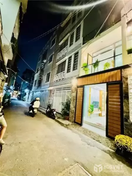 Nhà HXH Phú Nhuận - Phường 5 - Thích Quảng Đức.