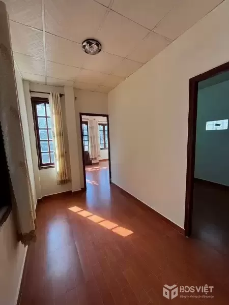 Cho thuê nhà mặt tiền Mai Hắc Đế, phường 6, Đà Lạt 25 triệu/tháng