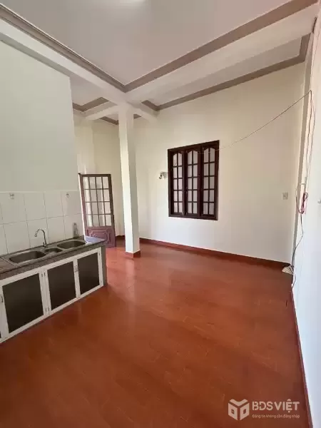 Cho thuê nhà mặt tiền Mai Hắc Đế, phường 6, Đà Lạt 25 triệu/tháng