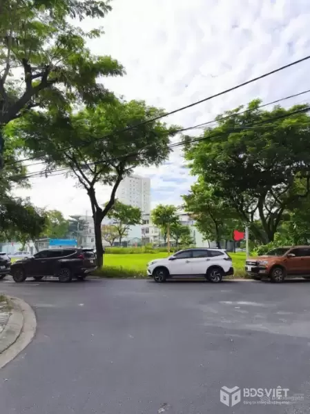 Giảm 300 triệu - Bán Gấp nhà 3 Tầng - 2 Mặt tiền - Gần Công Viên - Khuê Trung Cẩm Lệ - Giá chỉnh nhỉnh 8 tỷ..