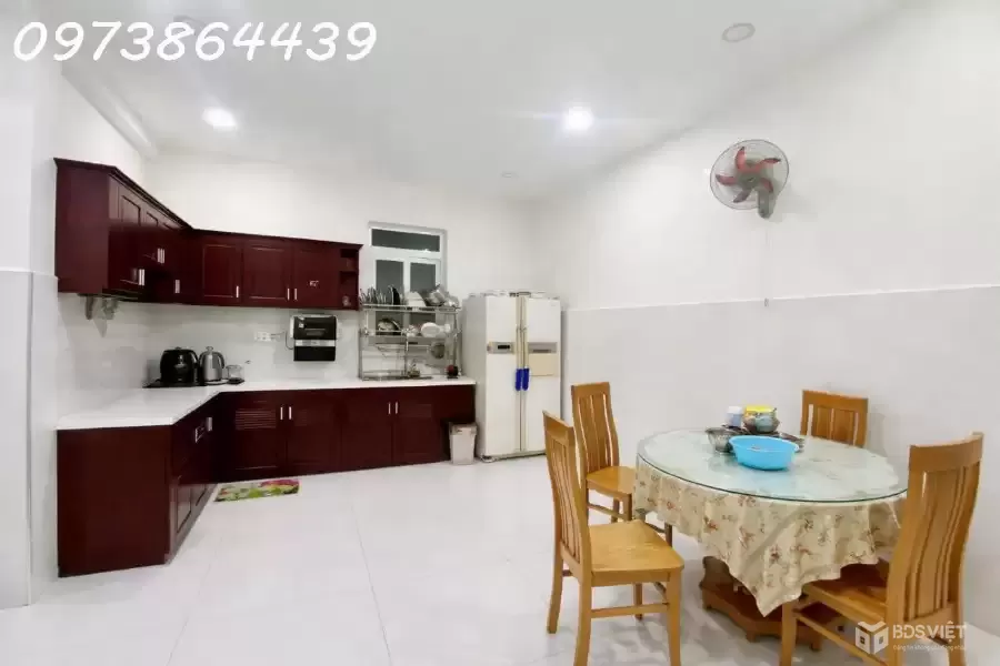 ???? NHÀ ĐẸP THỚI AN 11 – NGANG 6,2 M – HẺM XE HƠI – GIÁ TỐT NHẤT KHU VỰC
???? Hẻm 5m ô tô đậu tận cửa – chỉ vài bước ra chợ TA11 – về Gò Vấp 10 phút