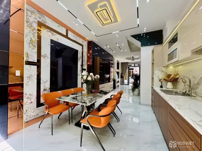 NHÀ MỚI 4 TẦNG – HẺM TRƯỚC NHÀ 5M – GẦN ĐH CN – FULL NỘI THẤT – Ở NGAY CHỈ 8.78TỶ