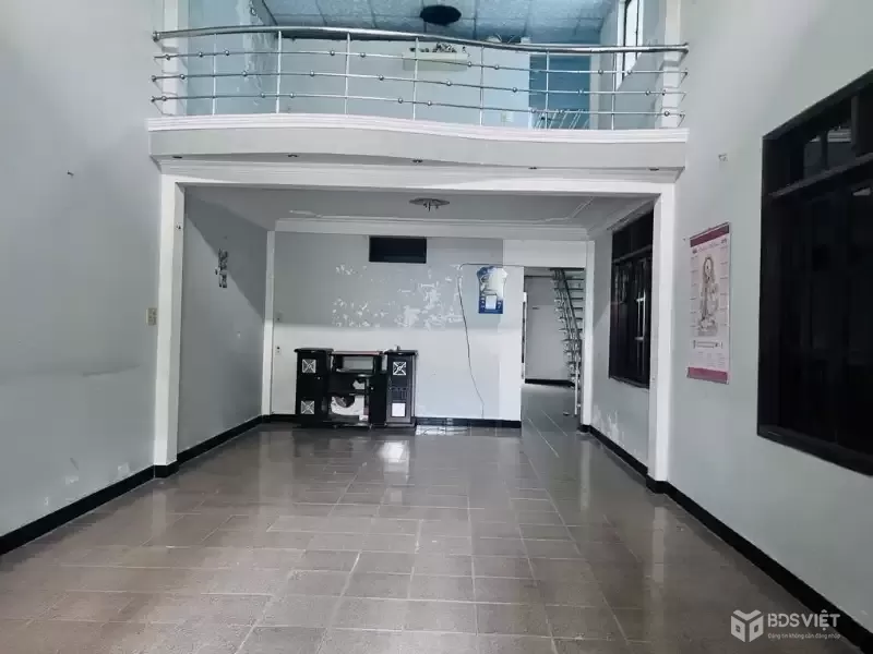 Bán Gấp nhà mặt tiền 2 Tầng Đường Xuân Thiều - Gần Biển Nguyễn Tất Thành - Giá chỉ nhỉnh 5 tỷ