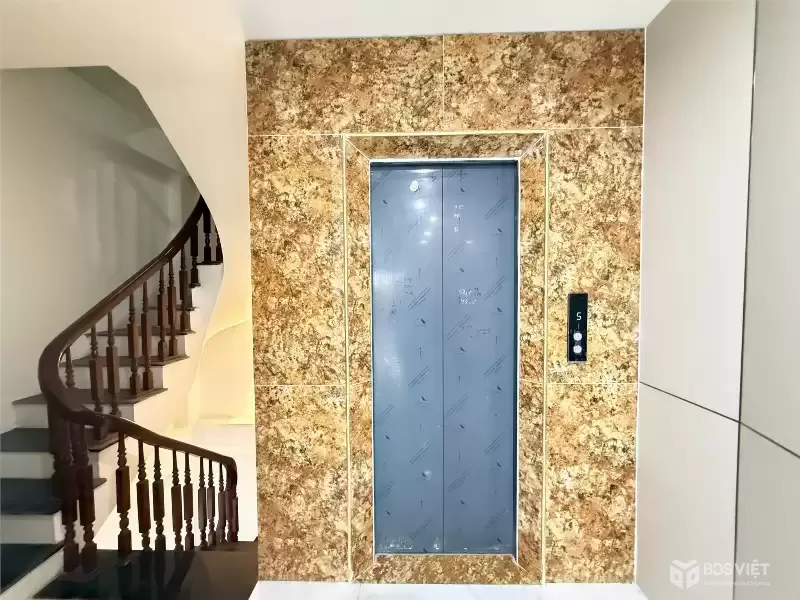 Bán Nhà Cạnh Công Viên 365 Kiến Hưng 50m² 7 Tầng Thang Máy Ở Sướng, Đầu Tư Lời Full Công Năng