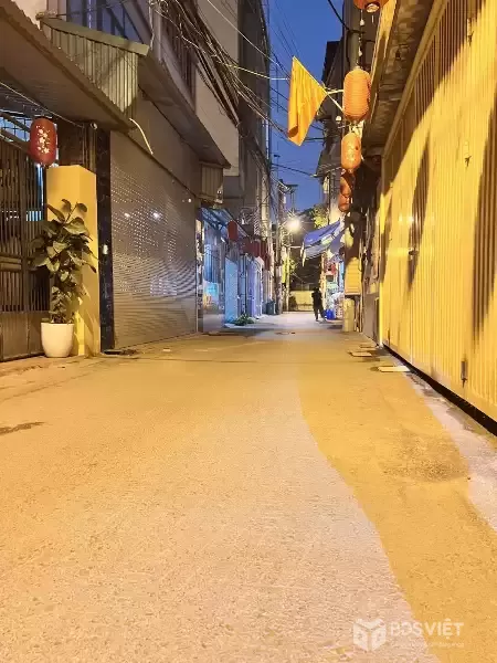 Bán nhà Bằng Liệt Hoàng Mai 50m2 5T mặt tiền 5m giá hơn 13 tỷ Thang máy Lô góc ô tô tránh nhau