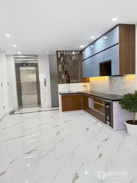 ???? NHÀ ĐẸP TRUNG TÂM THẠCH BÀN 42M2 – THANG MÁY – GARA Ô TÔ – GẦN HỒ ĐIỀU HOÀ ????