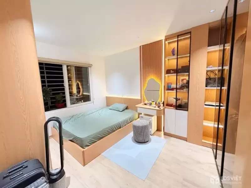 Tập thể 7,2 ha vĩnh phúc DT 120m 3 ngủ 2 wc - lô góc giá 6,5 tỷ -full nội thất