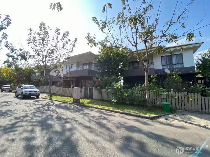 Hàng ngộp! Biệt thự nghỉ dưỡng 263m2 view sông 2 mặt tiền, compound Valora Kykio,SHR, 32 tỷ