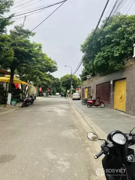 ♥ Biệt thự Sân vườn, sát Thăng Long 260m2, ngang 13m, 3 tầng xịn sò, 17.5 tỷ