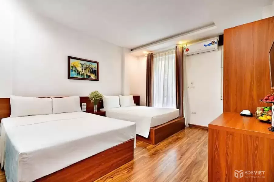 Cho thuê khách sạn 42 phòng có nhà hàng sân đậu xe ngay trung tâm Đà Lạt giá 110 triệu