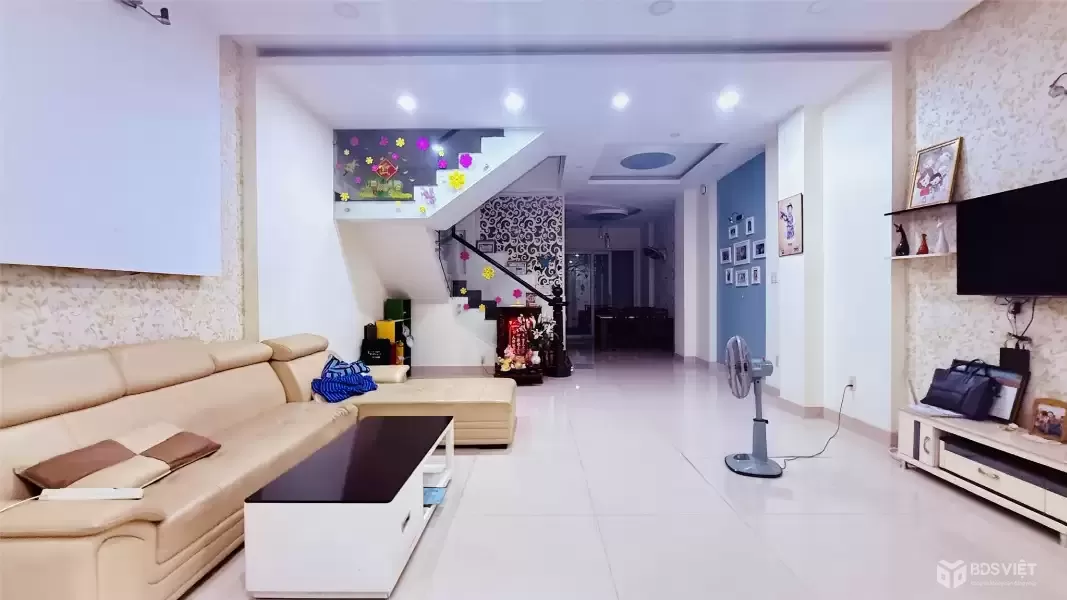 NGỘP BANK GẤP BÁN, DT 113M2, 3 TẦNG, HXH 8M, CHÍNH CHỦ