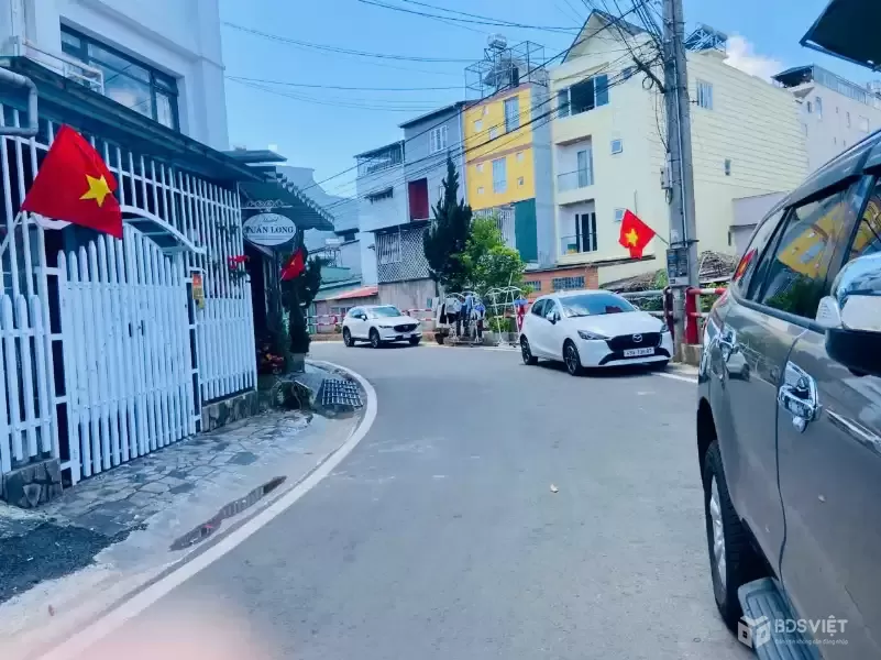 NHÀ TRUNG TÂM PHAN ĐÌNH PHÙNG – FULL CÔNG NĂNG – 10 TỶ