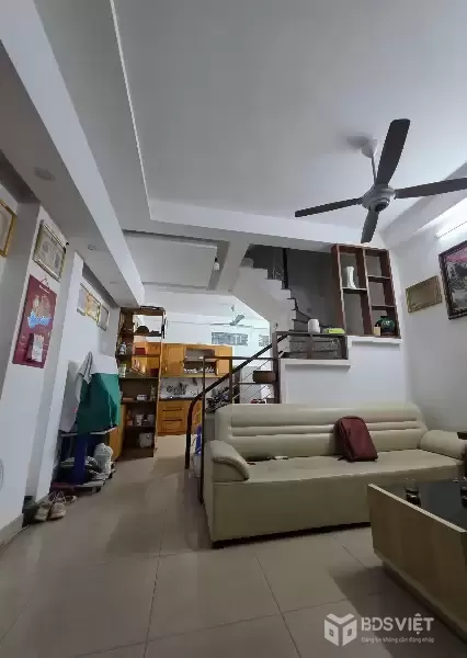 Nhà 5 Tầng 40m - Mỹ đình - Ô tô gần, kinh doanh - 8.6 tỷ còn thương lượng 