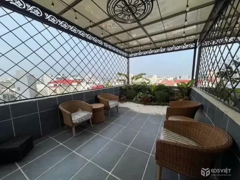 ???? NHÀ ĐẸP THẠCH BÀN – FULL NỘI THẤT XỊN – Ô TÔ ĐỖ CỔNG – CHẤT NHƯ BIỆT THỰ MINI! ????