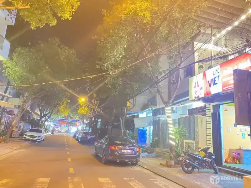 NHÀ MẶT TIỀN TRUNG TÂM PHƯỚC HÒA – GIÁ 8.8 TỶ