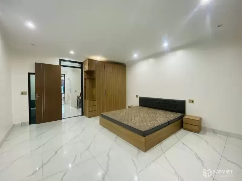 CHO THUÊ NHÀ 6 PHÒNG NGỦ - VÕ CƯỜNG SẴN THANG MÁY