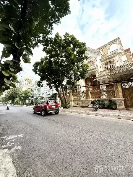 BIỆT THỰ CAO CÁP, AN CƯ ĐỈNH, NGAY GẦN CHUNG CƯ 0SIMI LÊ ĐỨC THỌ, DT 237M2 GIÁ CHỈ 36 TỶ TL