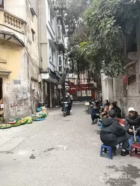 Bán gấp giá rẻ ô tô kinh doanh Ngõ Quỳnh 32m, 4 tầng, mặt tiền 4m, 8.5 tỷ Hai Bà Trưng.