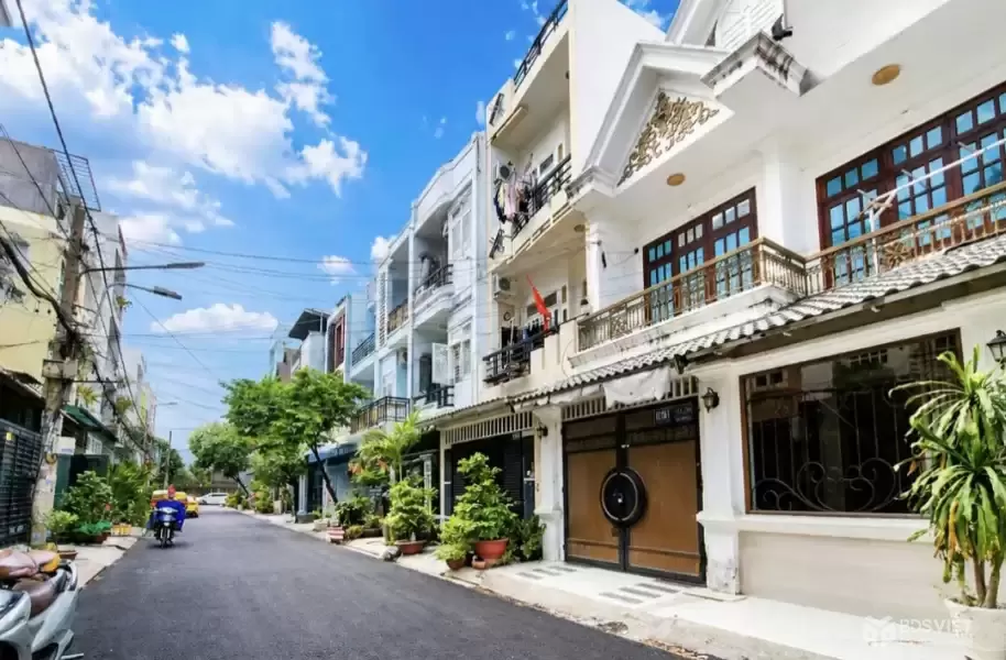 KHU PHÂN LÔ - ĐỒNG BỘ 
Đường rộng 12M - THÔNG RẠCH XUYÊN TÂM 
KÊNH BẾN CÁT + THAM LƯƠNG 
DT đất : 90M² - NGANG 6M - Dài 14 
Chỉ : 9✅️T.Ỷ 5 TL