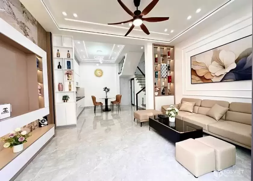 THÁI THỊNH – 39M² – 5 TẦNG – MẶT TIỀN 6M – 8.6 TỶ ( NHÀ THẬT)