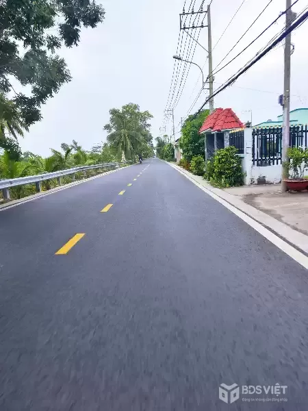 CẦN BÁN 1664M2 ĐẤT THỔ CƯ ĐƯỜNG XE TẢI TỚI ĐẤT