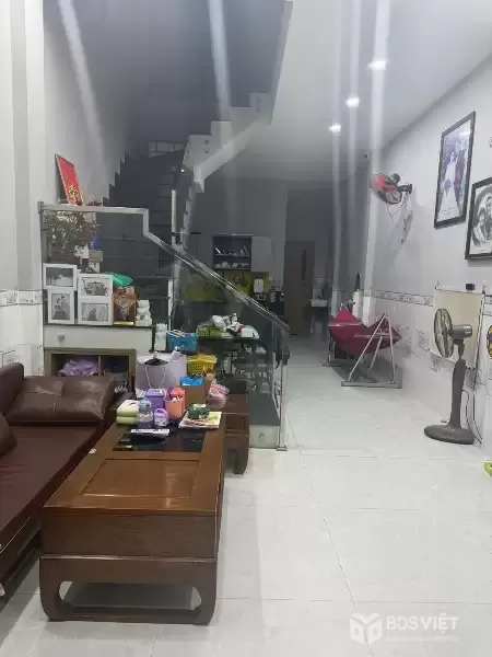 Bán nhà 2 tầng mặt tiền Nguyễn Xuân Hữu 72m2 giá 4 tỷ 750