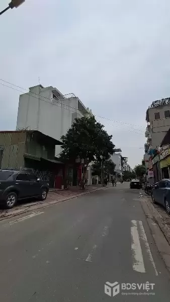 BÁN ĐẤT ĐẤU GIÁ LONG BIÊN 80M2- MT 5.5M- CẠNH VINHOMES- HƠN 20 TỶ