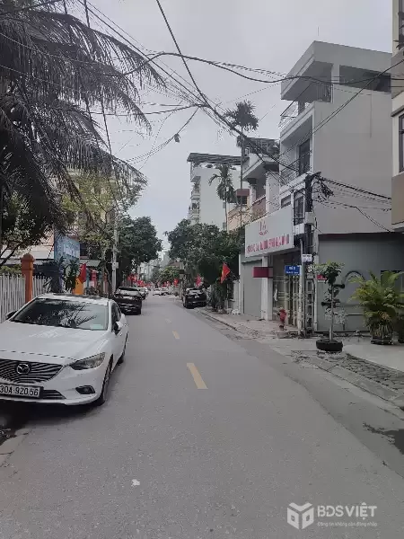 BÁN ĐẤT VIỆT HƯNG 250M2- MT 10M- NGÕ NÔNG- Ô TÔ TRÁNH- HƠN 40 TỶ