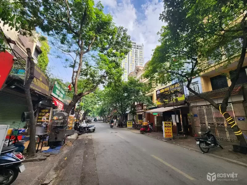 BÁN NHÀ MẶT PHỐ, KĐT VĂN QUÁN VỈA HÈ RỘNG, 106M2 5T, KINH DOANH ĐỈNH, VP, PK, SPA, HƠN 30 TỶ